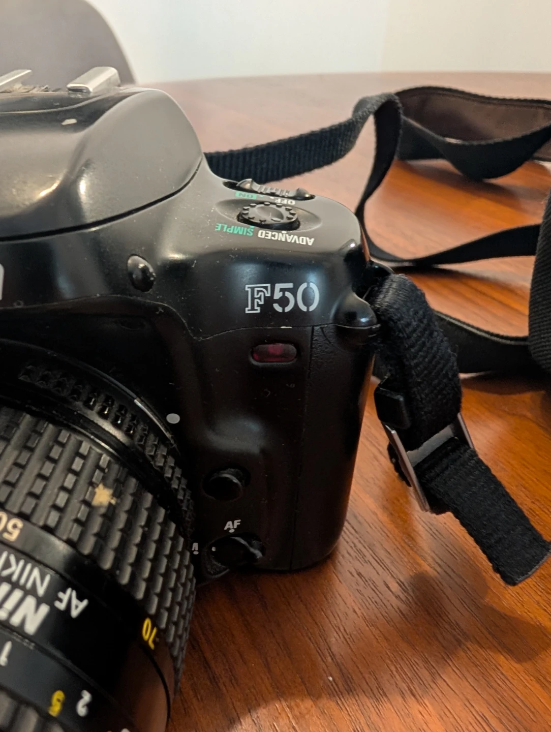 Nikon F50 camera with AF Nikkor 35-70mm lens - photo 2
