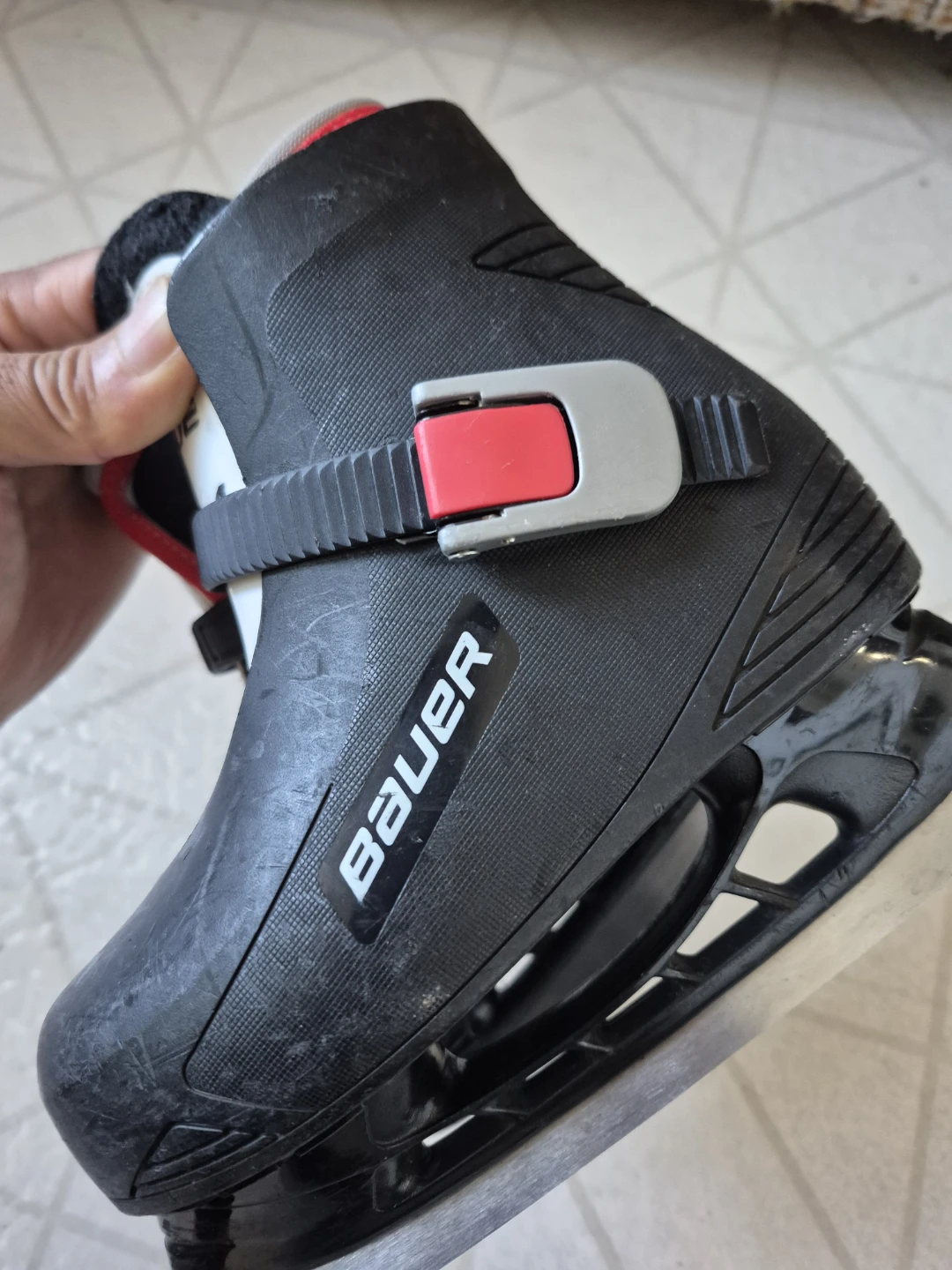 Bauer youth hockey skates size Y10/11 - photo 4