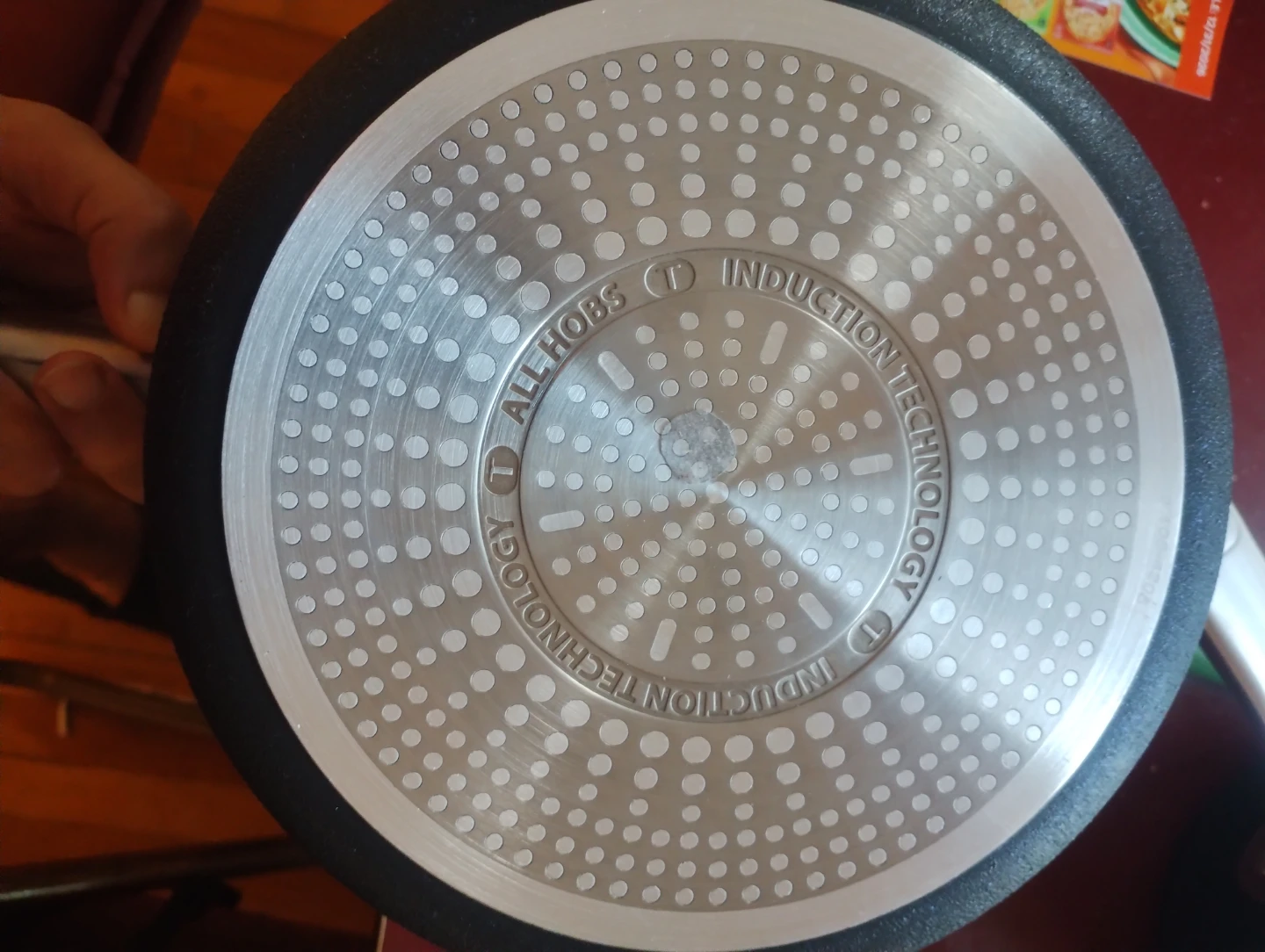 New T-fal Non-Stick Pans Set with Glass Lids (2 Pots + 2 Lids) - photo 4
