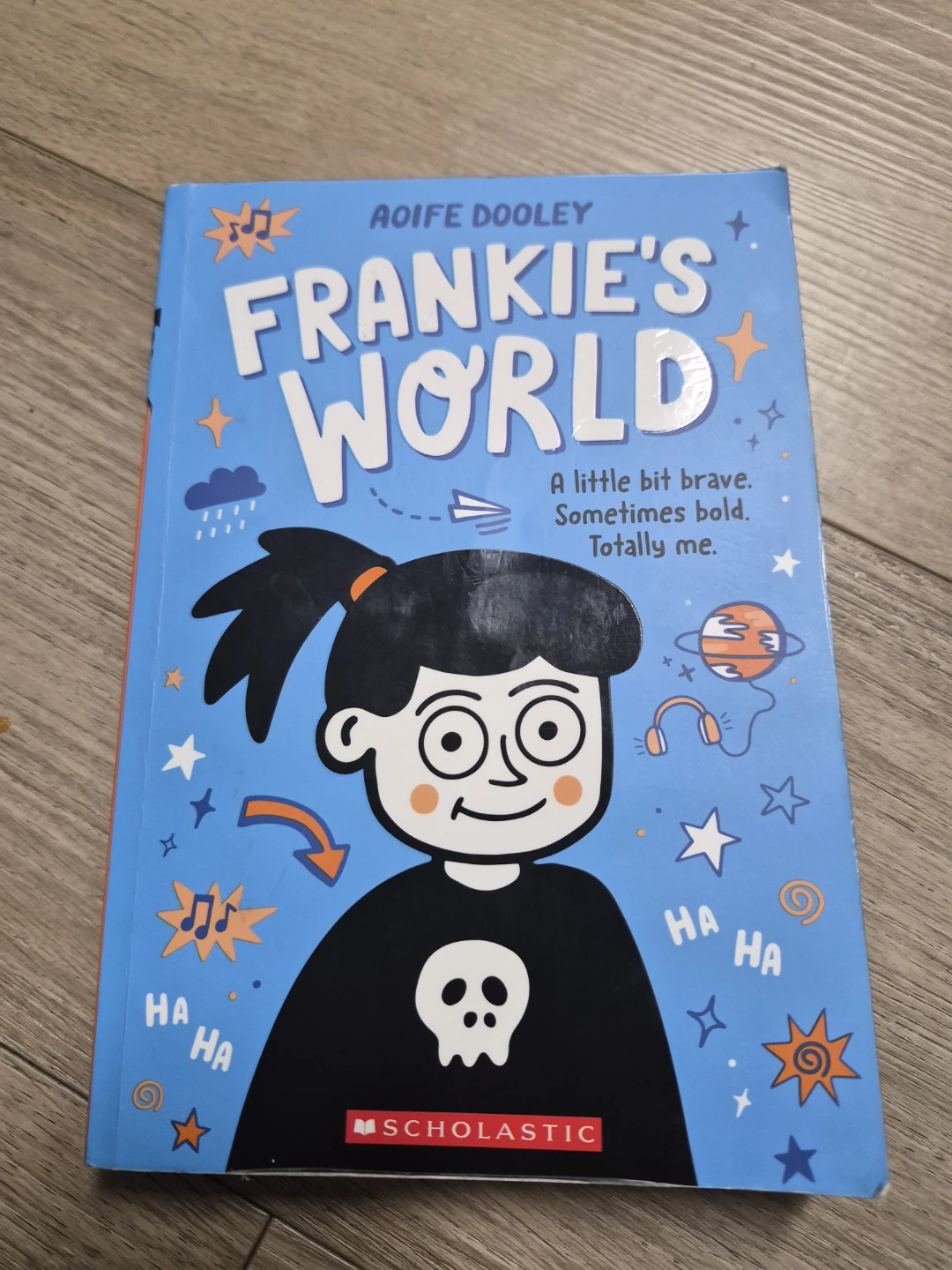 2 Graphic Novels: Baby-Sitters Club and Frankie's World - photo 2