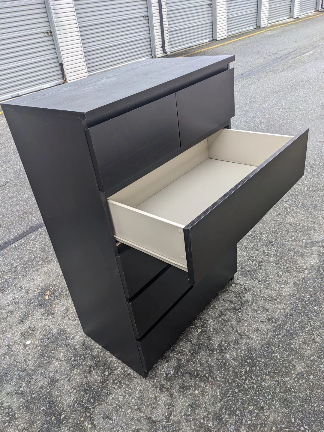 Malm Ikea dresser delivery available - photo 4