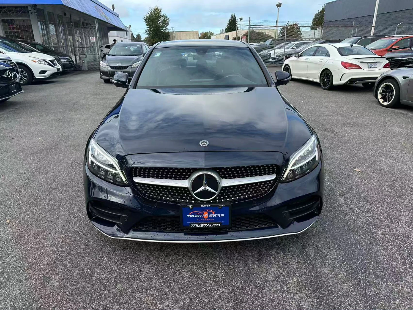 2019 Mercedes-Benz  C300