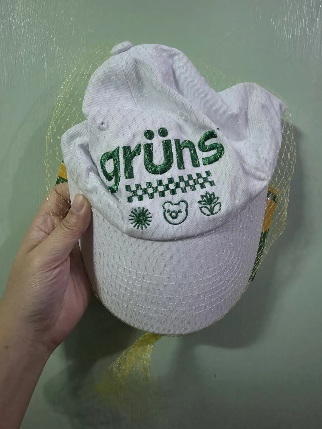 Grüns White Adjustable Baseball Cap