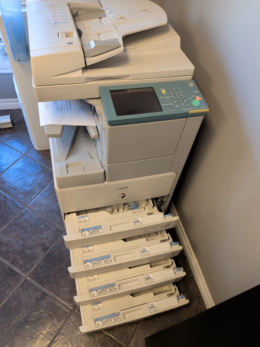 Office printer - canon - photo 2