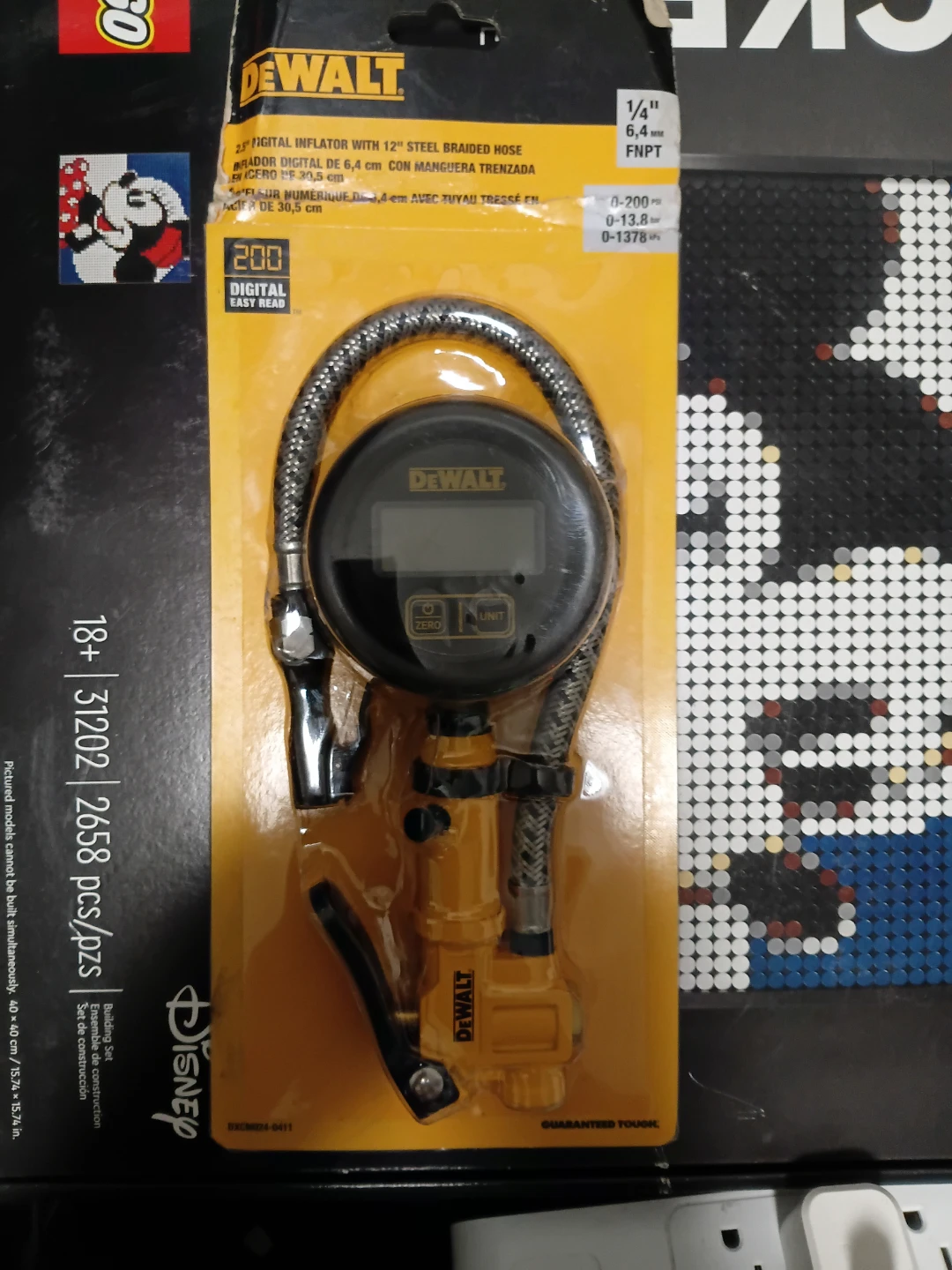 DeWalt Digital Inflator with 12-inch Hose