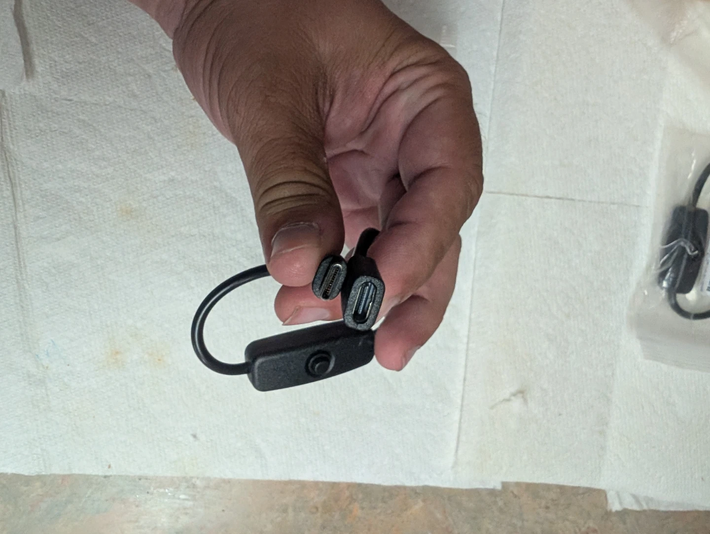 USB-C Power Switch Cable - photo 3