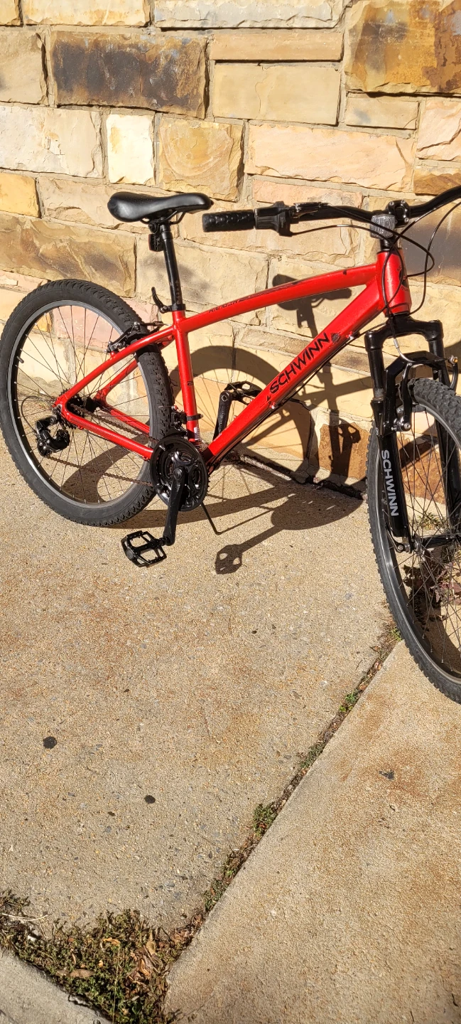 Red Schwinn Mountain Bike - photo 5