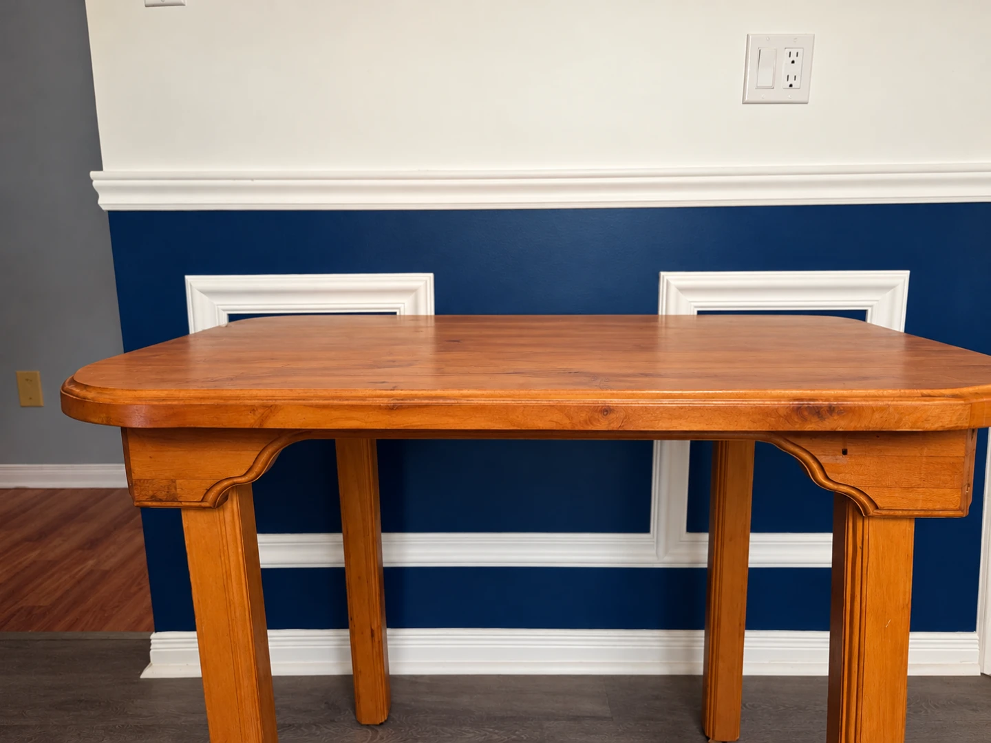 Wood table - photo 2
