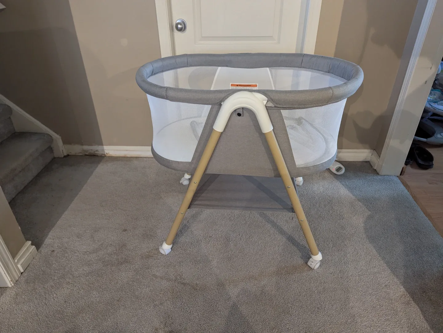 Gyaring Baby Bassinet