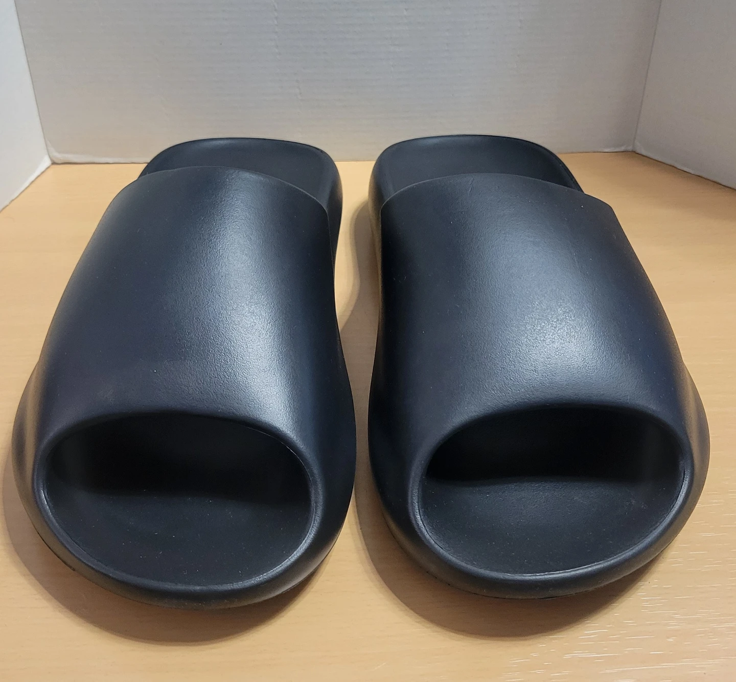Black YS-02 Foam Slides Yeezy Size 10 - photo 2