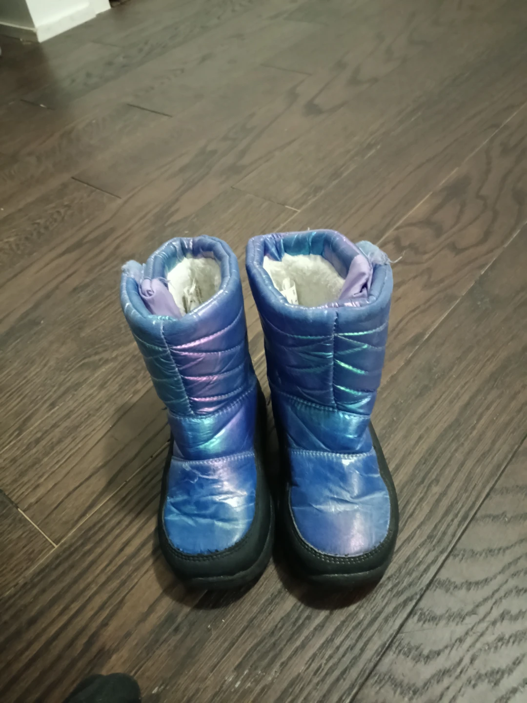 Kids winter boots mountain warehouse