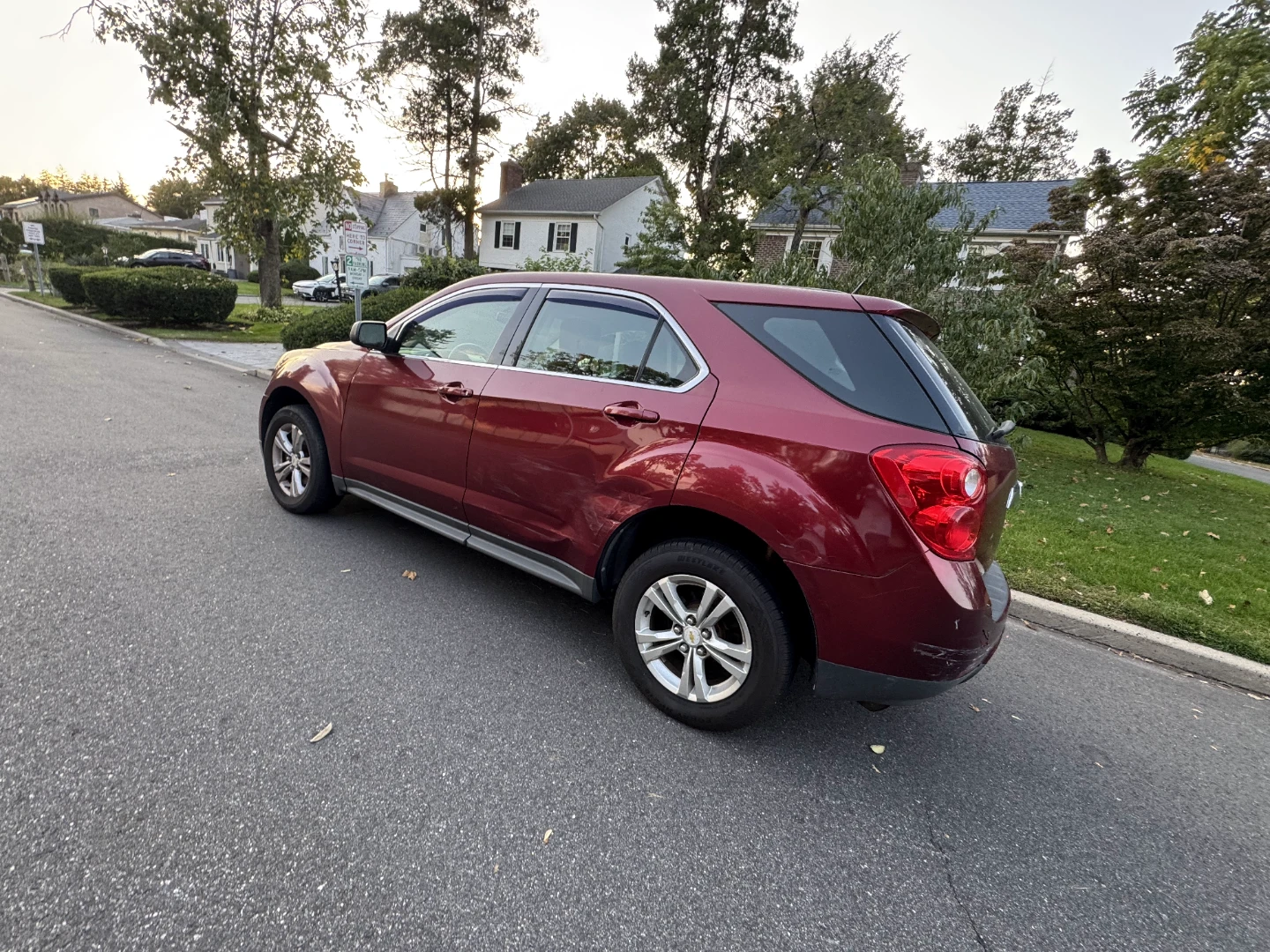2010 Chevrolet Equinox SUV AWD 4 Cylinder - photo 5