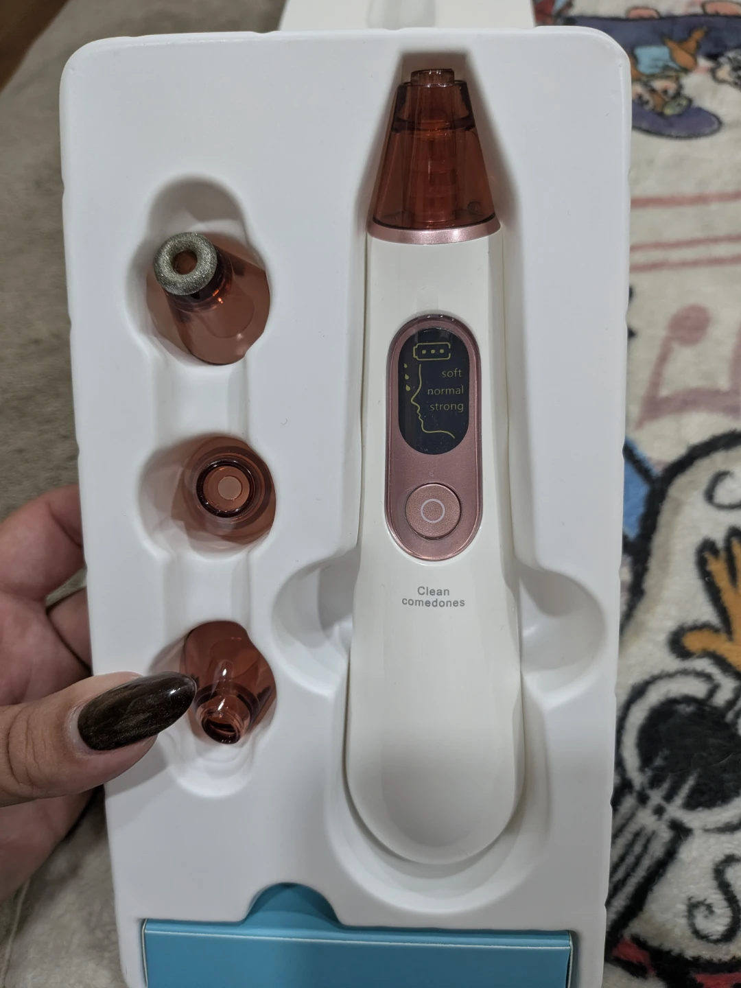 Blackhead Remover with LED Screen - photo 2