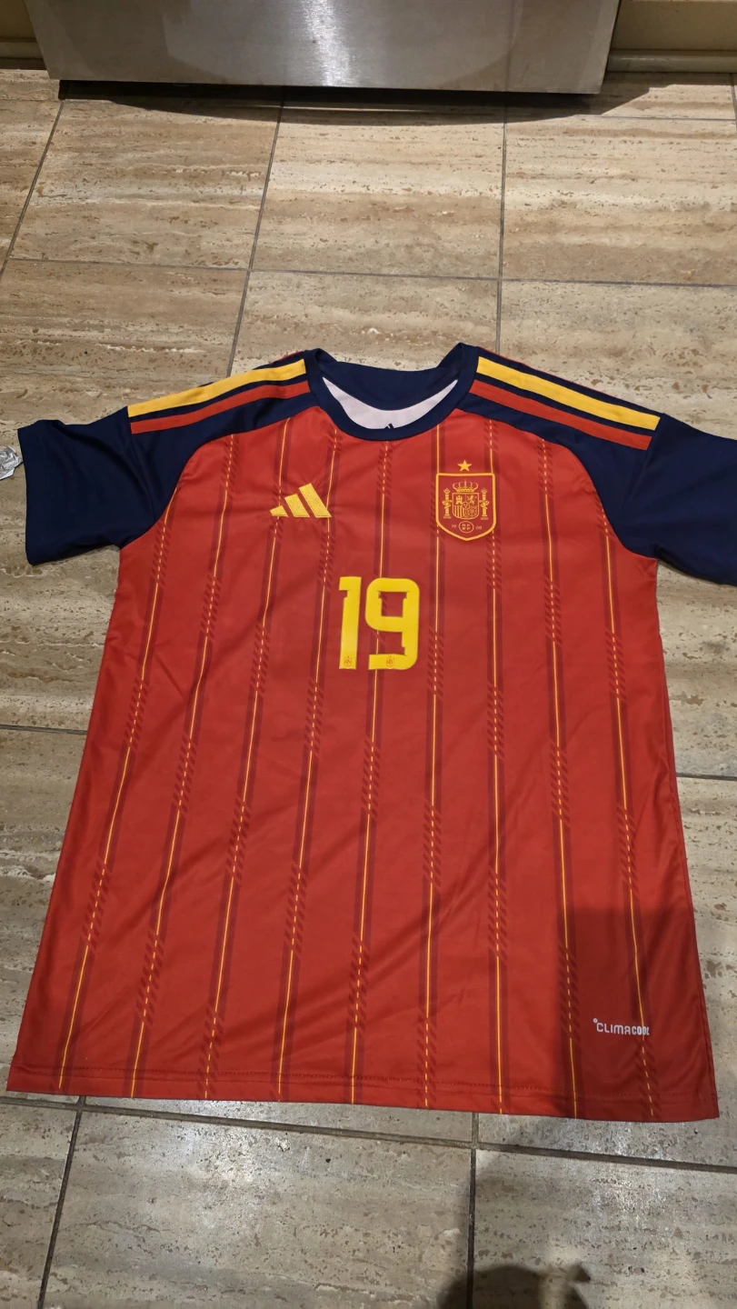 Lamine Yamal #19 Spain home jersey - photo 2