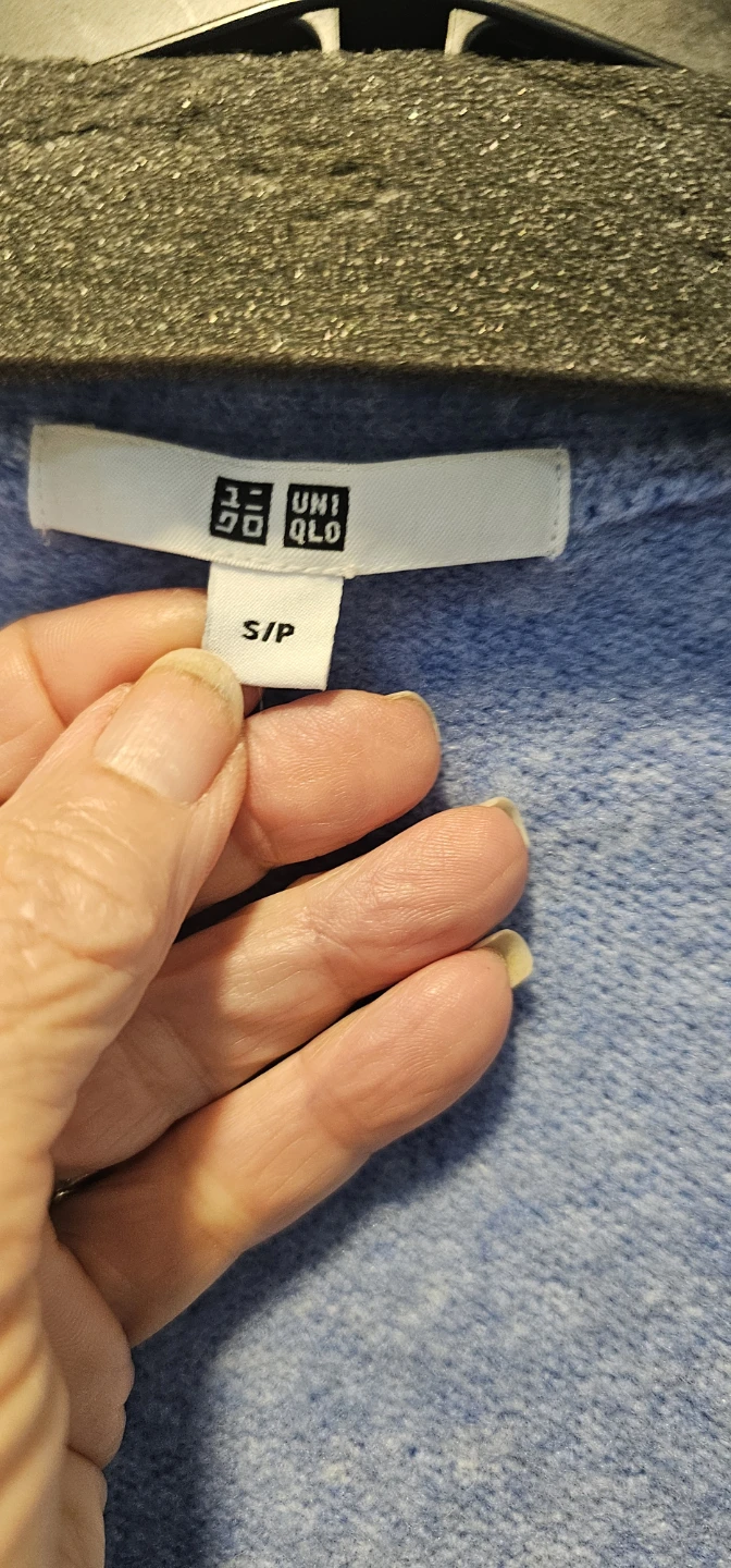 Uniqlo blue knit cardigan - photo 4
