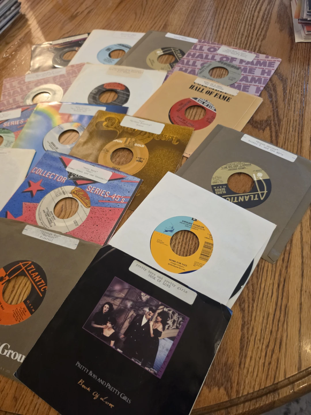 258 Vintage 45 RPM Vinyl Records – 60s, 70s & 80s - photo 5