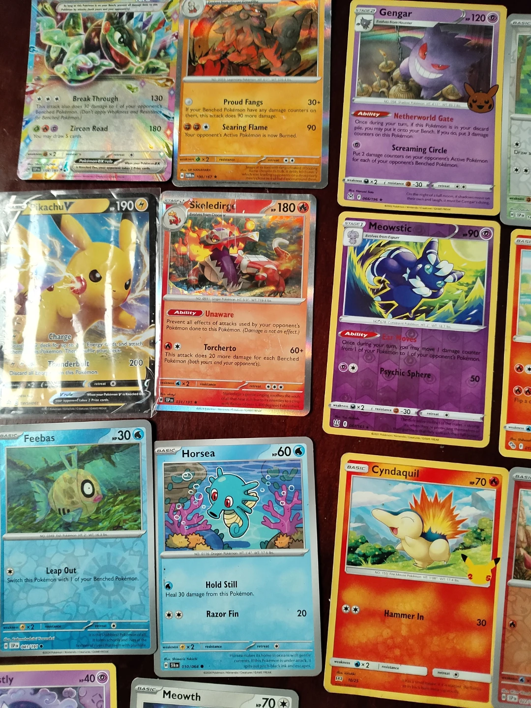 POKEMON CARDS 150+ CARDS