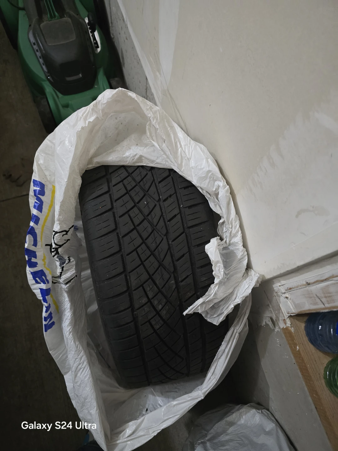 Winter tires 235/45R18 98V