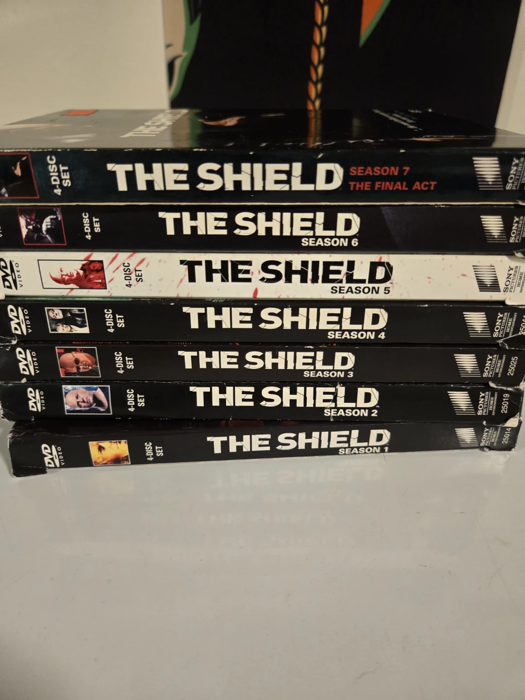 The Shield The Complete Series DVD Collection