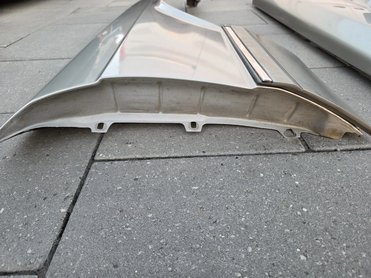 Mercedes-Benz w126 560SEL front fenders - photo 5