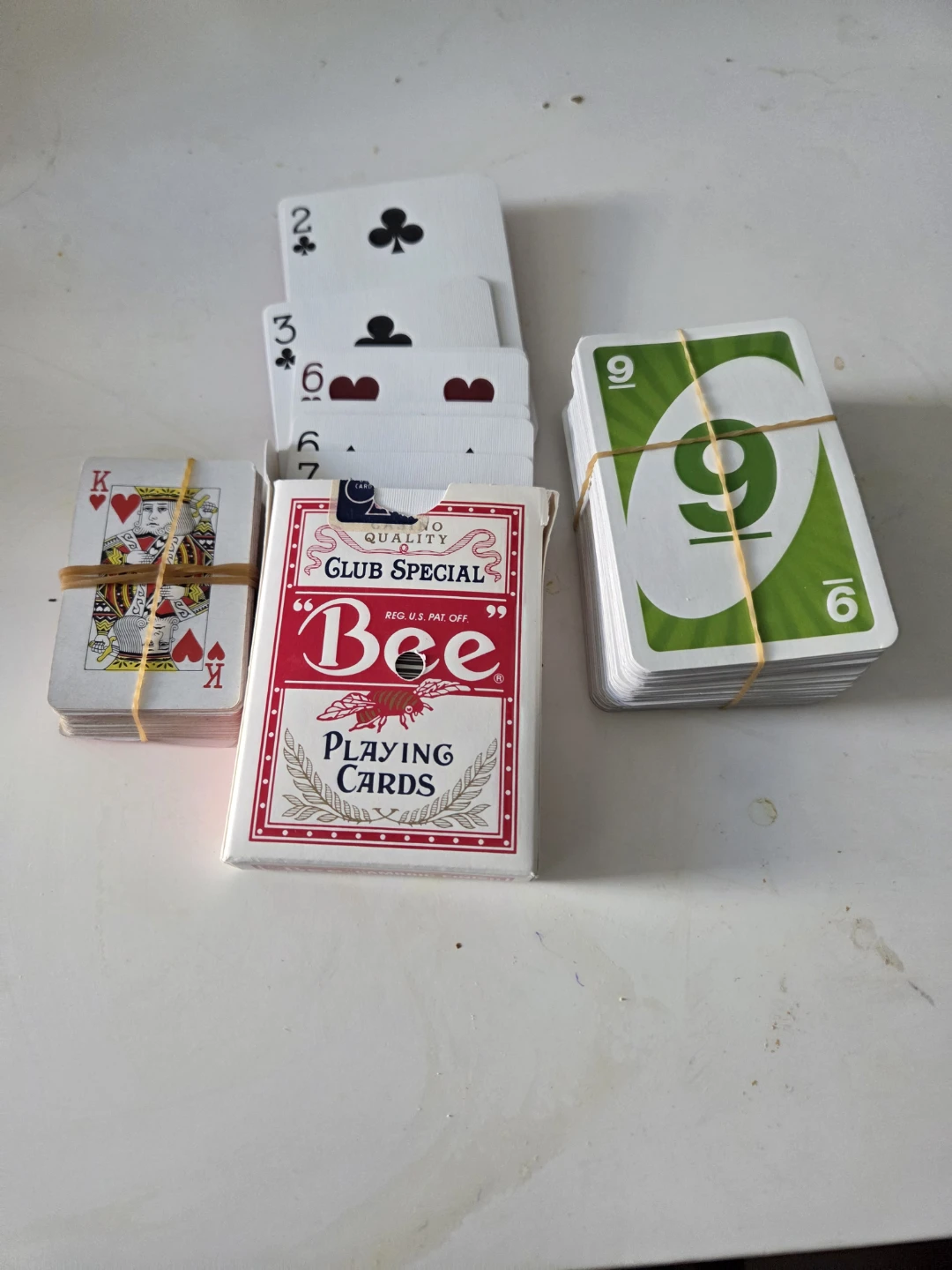Bee Playing Cards and Uno Deck - photo 3