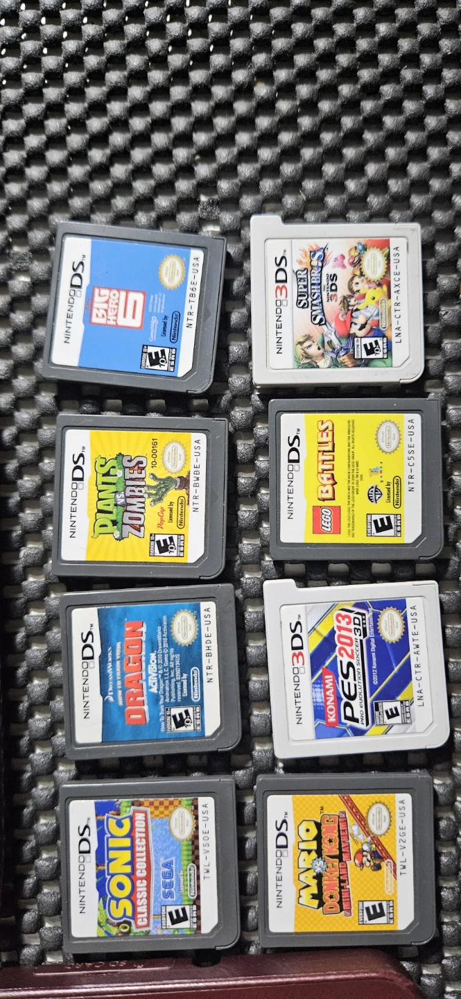 Nintendo DSi XL Crimson Red Bundle with 8 Games - photo 5