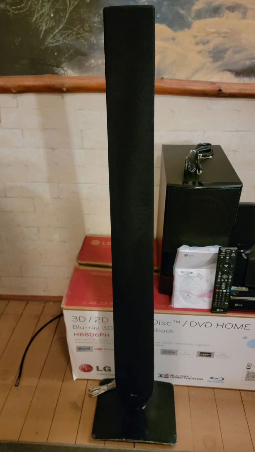 LG HB806PH 3D Blu-ray DVD Home Theater System - photo 4