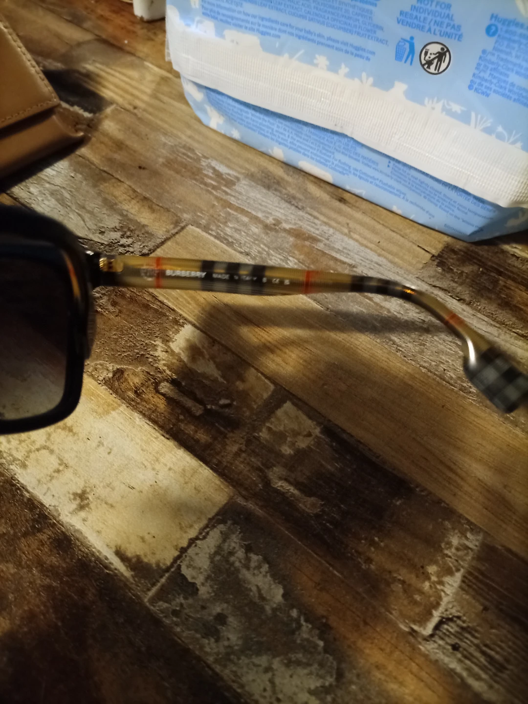 Burberry Sunglasses with Case - photo 3