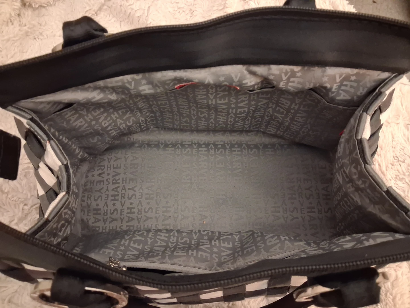 HARVEY "The Original Seatbelt Bag" - photo 5