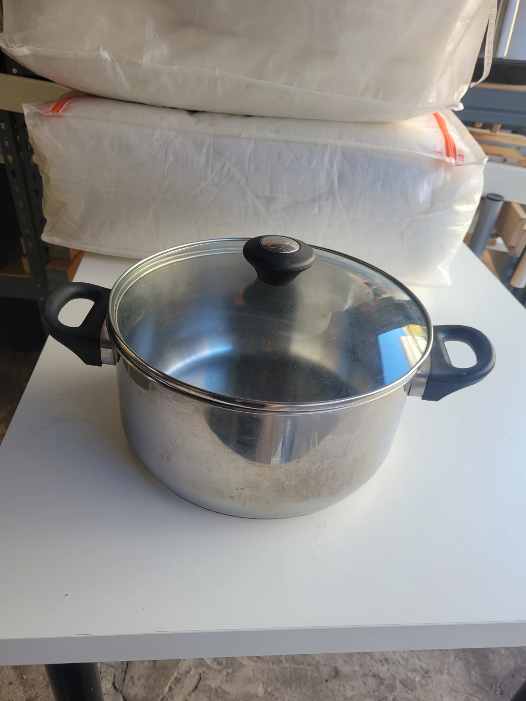 Stainless Steel Cooking Pot with Lid