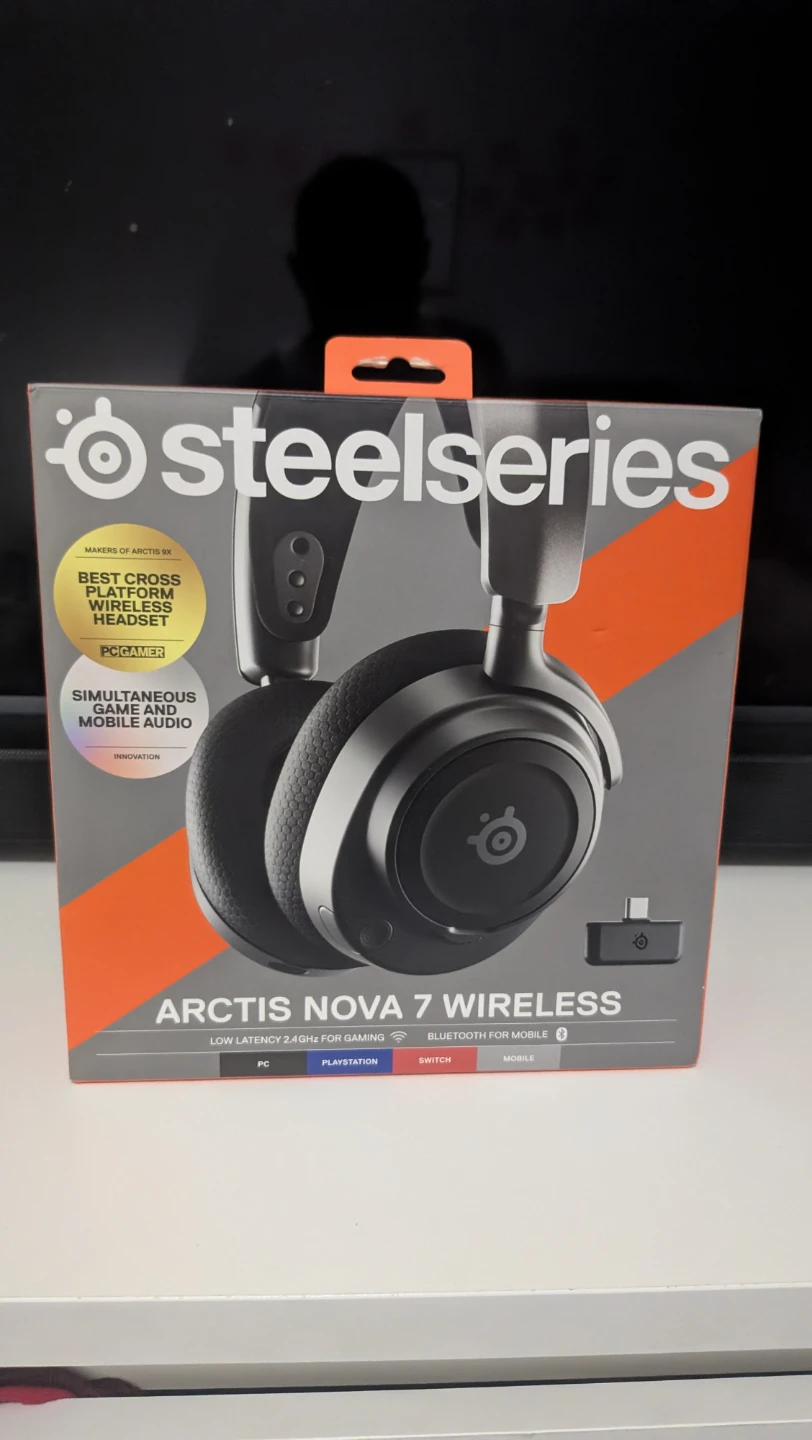 SteelSeries Arctis Nova 7 Wireless Gaming Headset - photo 2