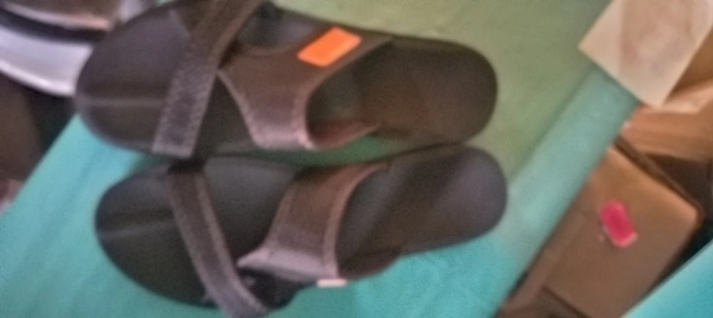 OOFOS Recovery Sandals