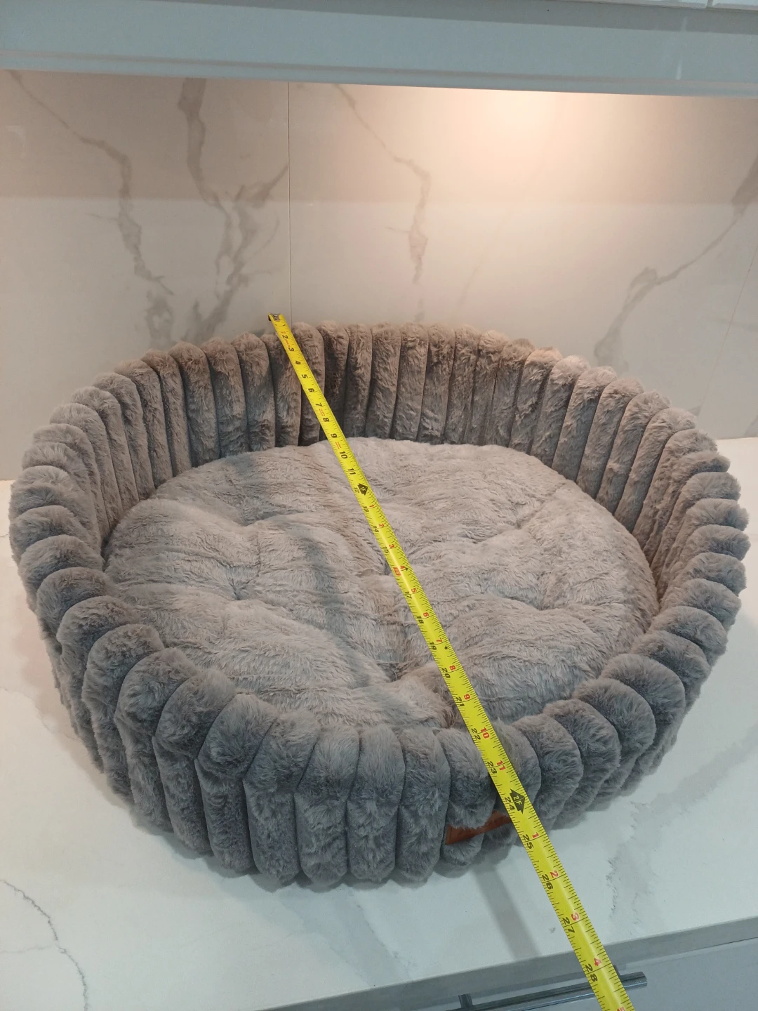 Avont Grey Plush Pet Bed - photo 2