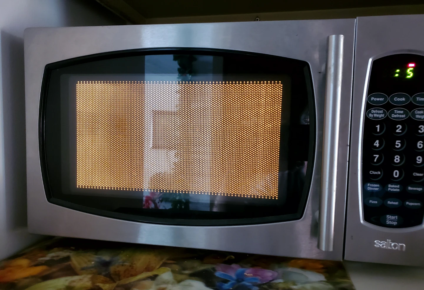 Salton Silver Microwave - photo 2