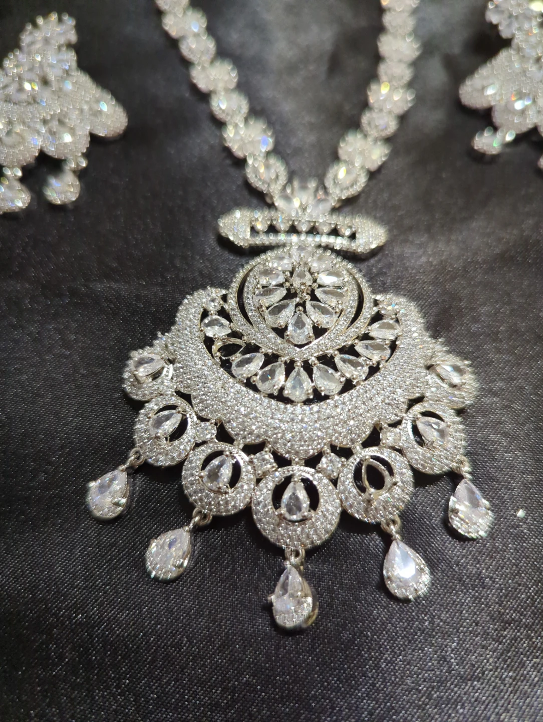 Elegant Long CZ Crystal Necklace and Earring Set - photo 2