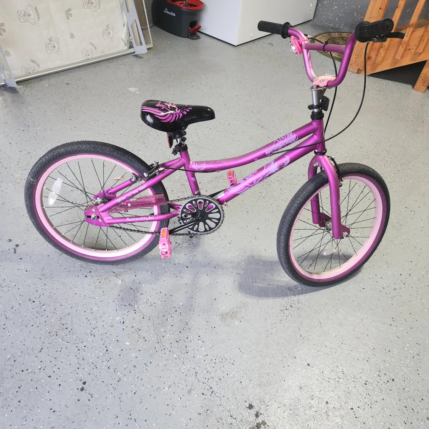 Supercycle Kids Freestyle Bike - 20 Inch Pink