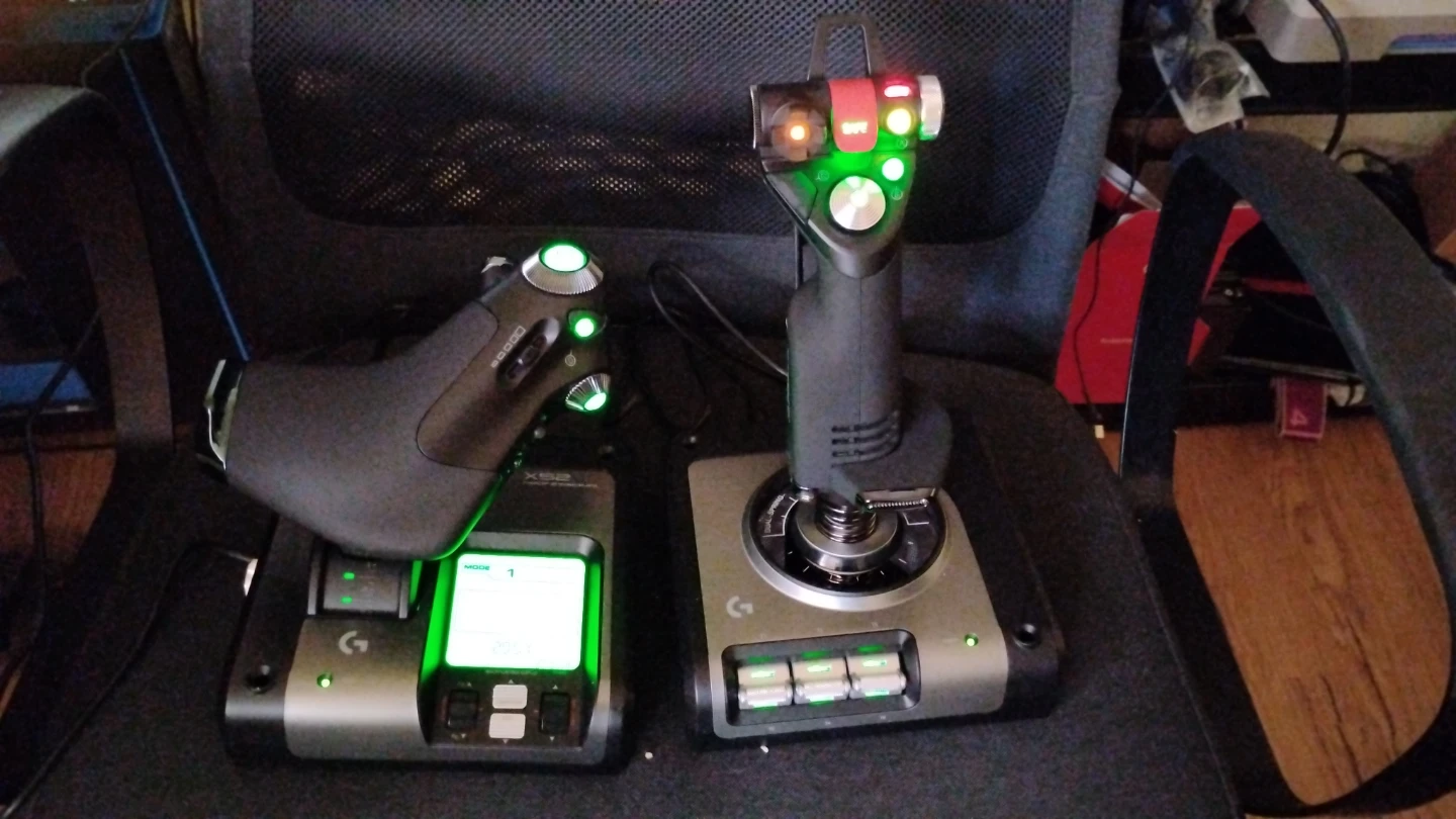 Logitech X52 Professional HOTAS - photo 2