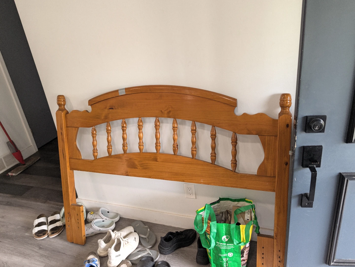Wooden twin headboard with mattress and box spring - photo 2
