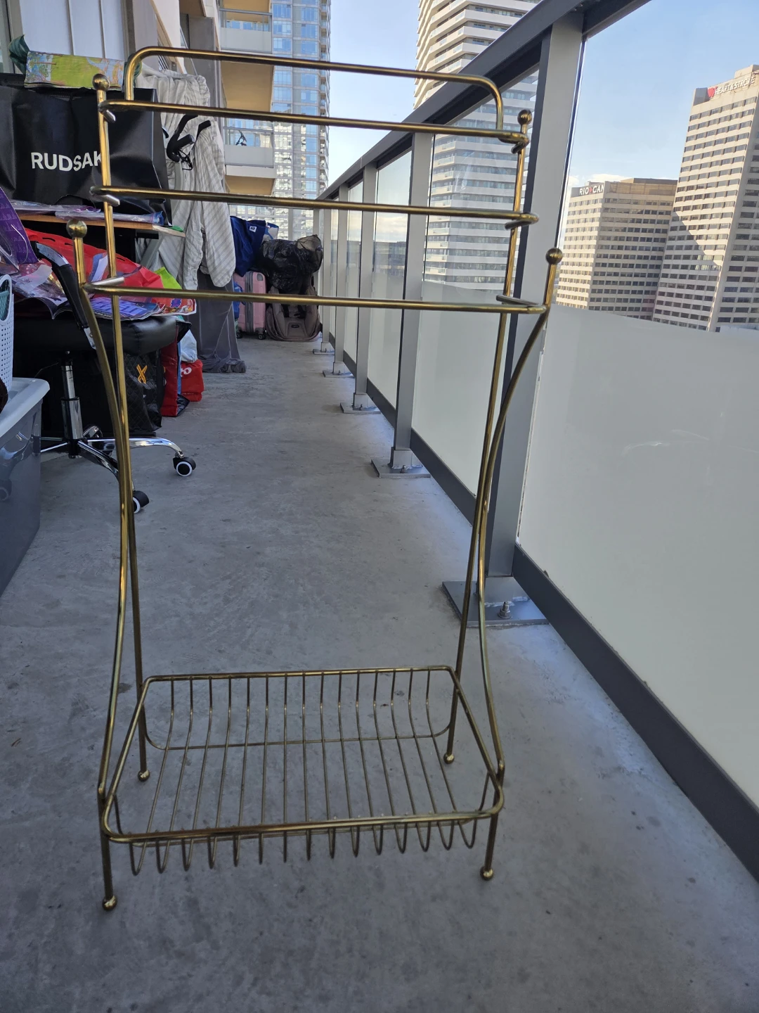 Gold-tone Metal Towel Rack Stand