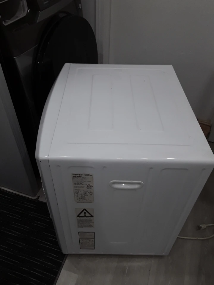 Panda Compact Electric Laundry Dryer - photo 3