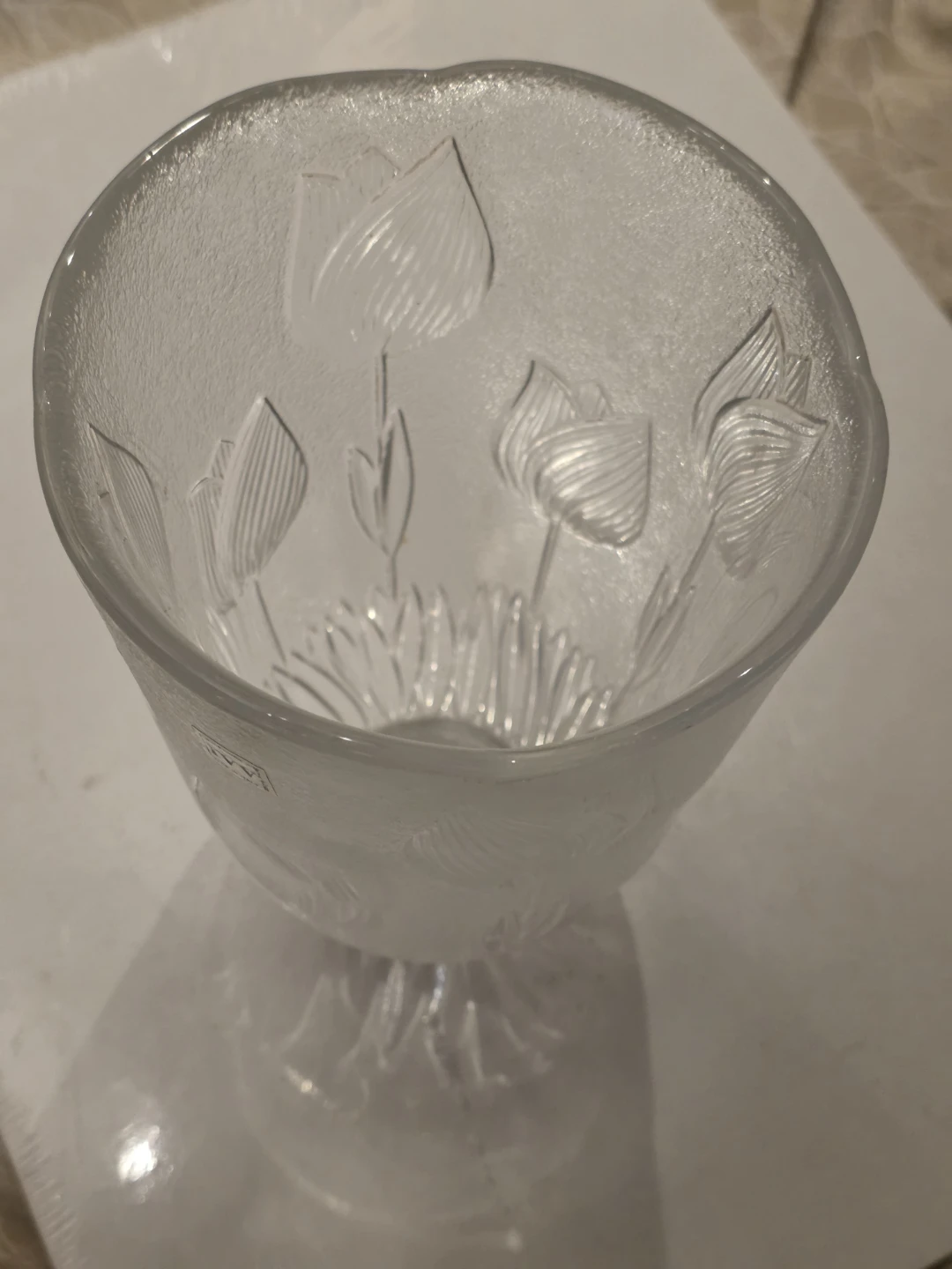 IVV Italy Frosted Glass Tulip Vase - photo 2