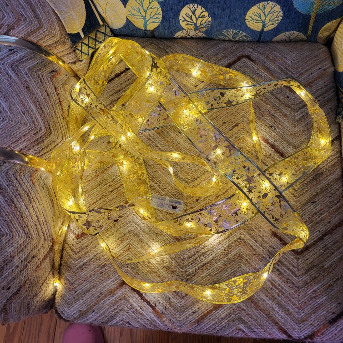 Gold Star Ribbon LED String Lights - photo 3