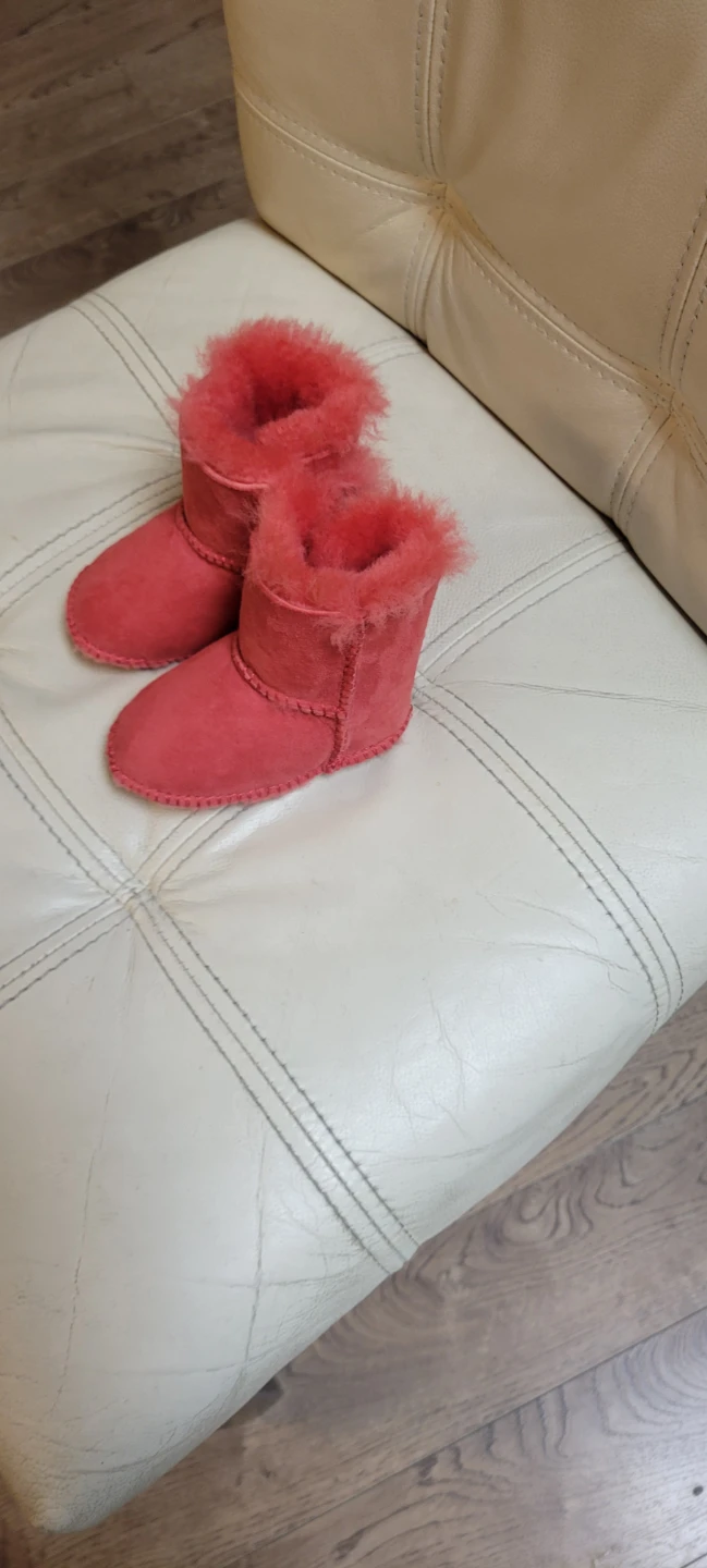 UGG Australia baby boots in red sz 2/3 new - photo 4