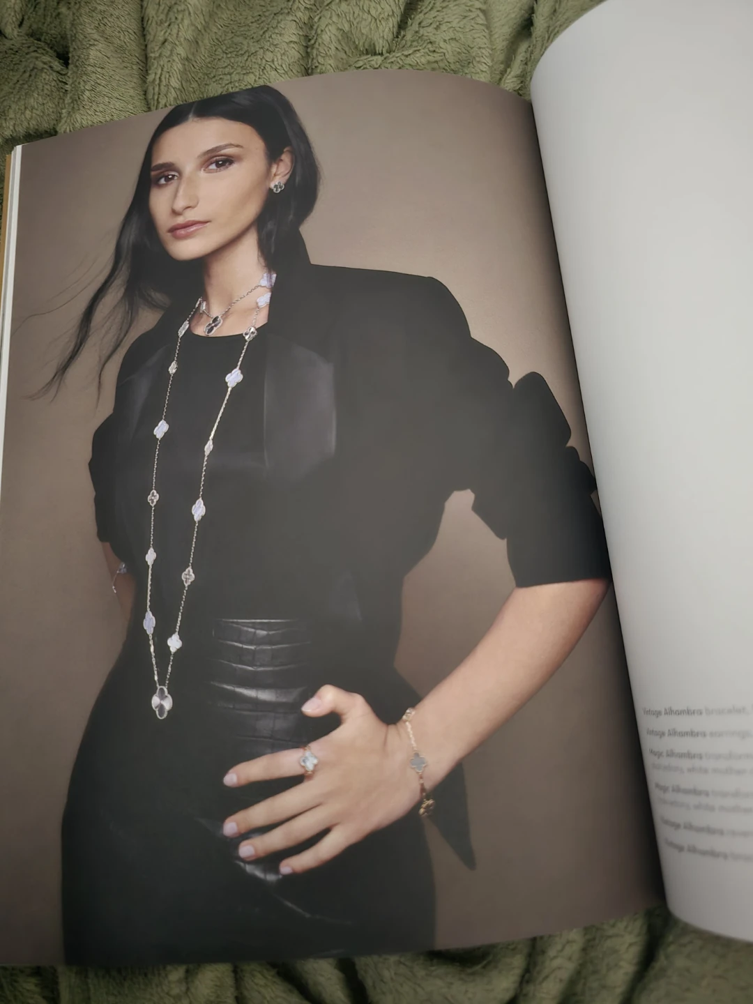 Van Cleef & Arpels Alhambra Jewelry Book - photo 4