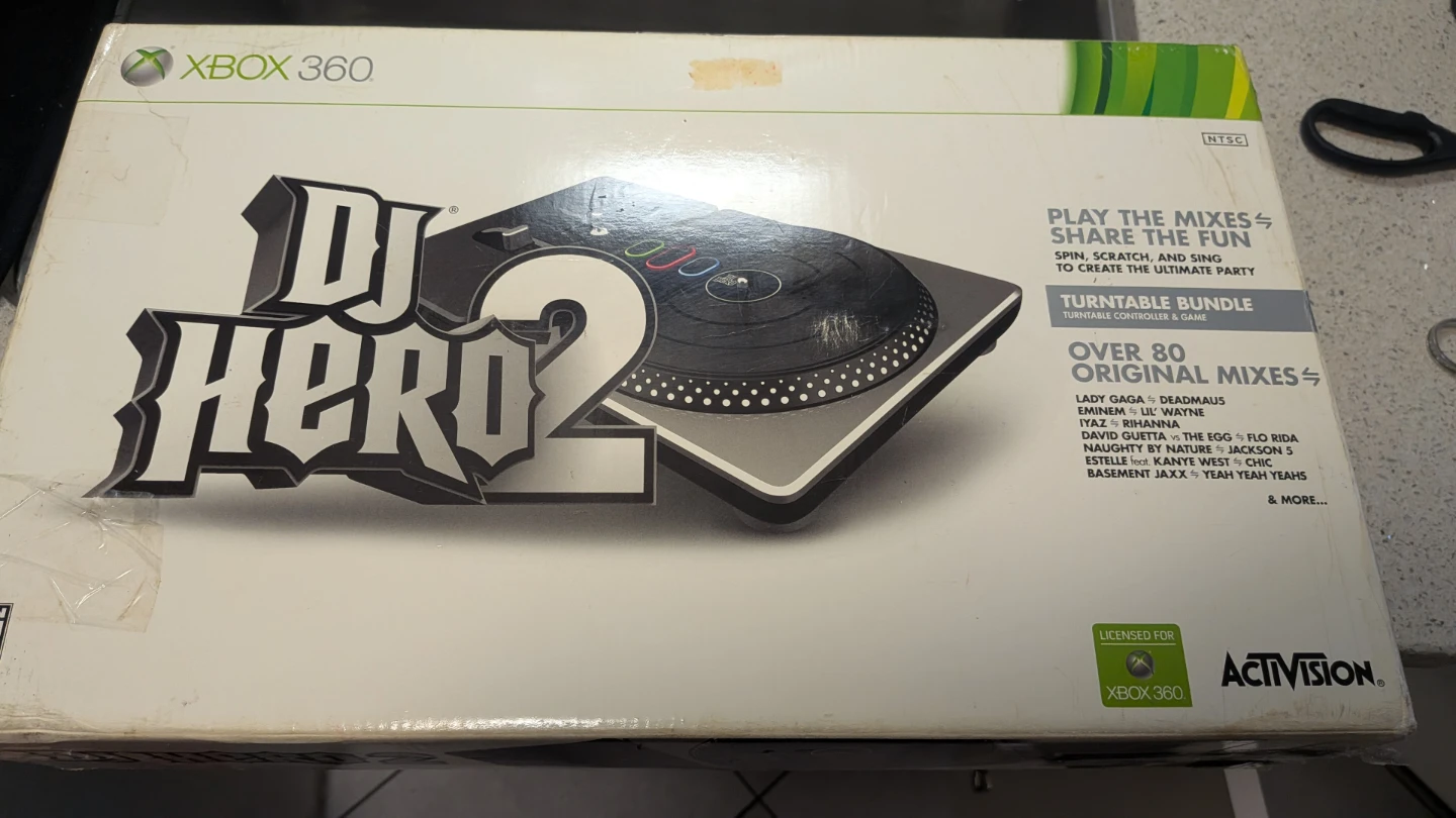 DJ Hero 2 Turntable Bundle for Xbox 360