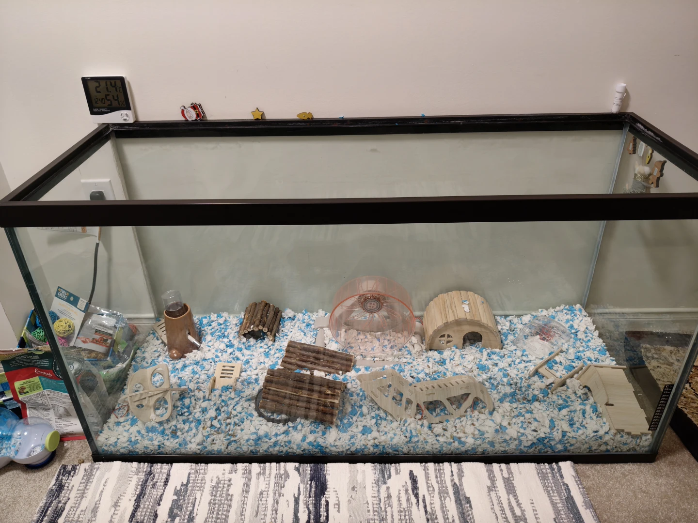 Large Hamster Tank Enclosure with Supplies
