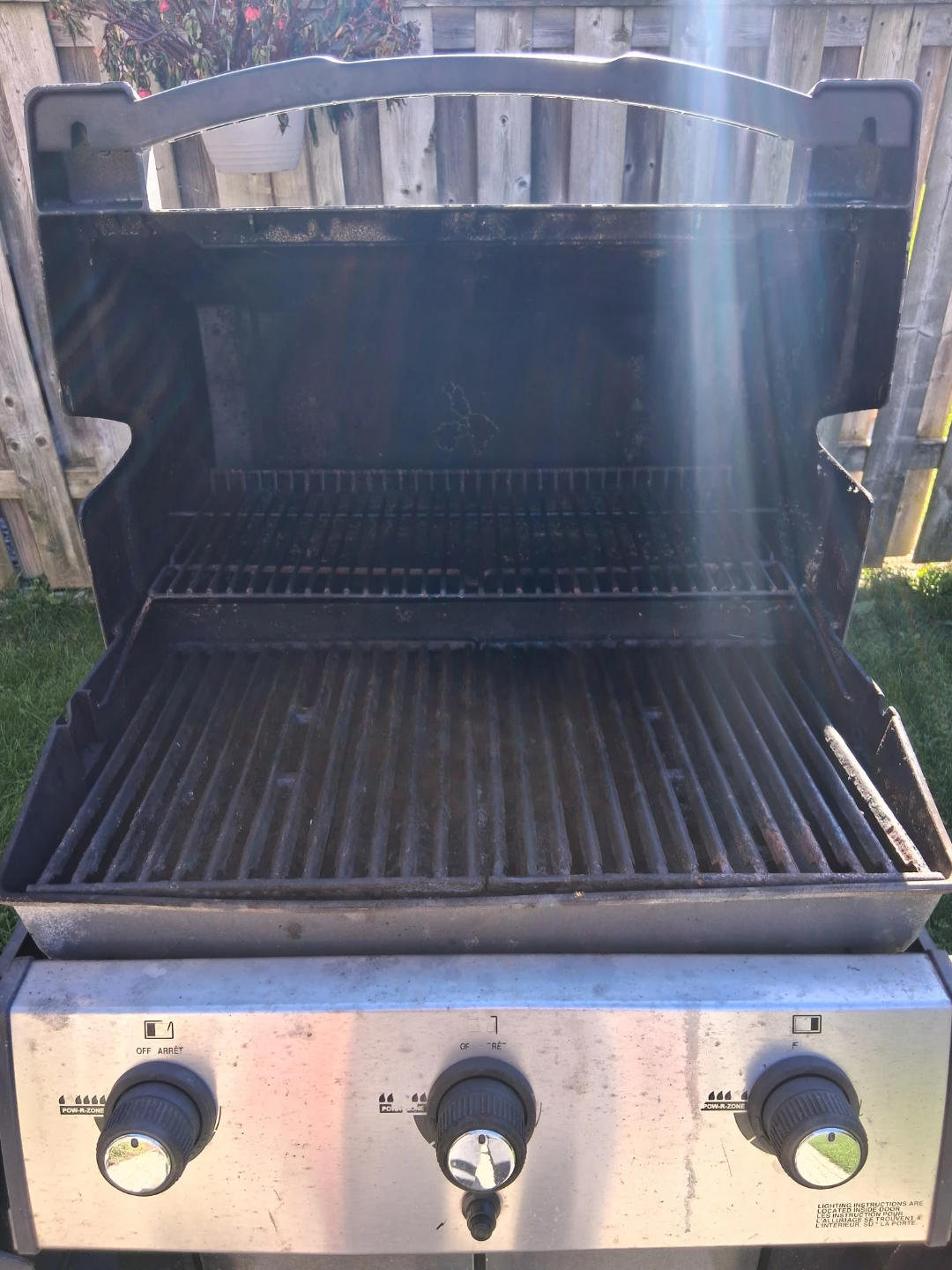Free Broil King Signet BBQ...in Oakville. - photo 4