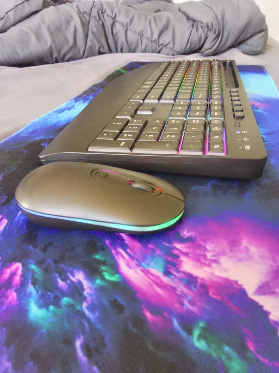 Velizor RGB wireless mouse and keyboard - photo 2