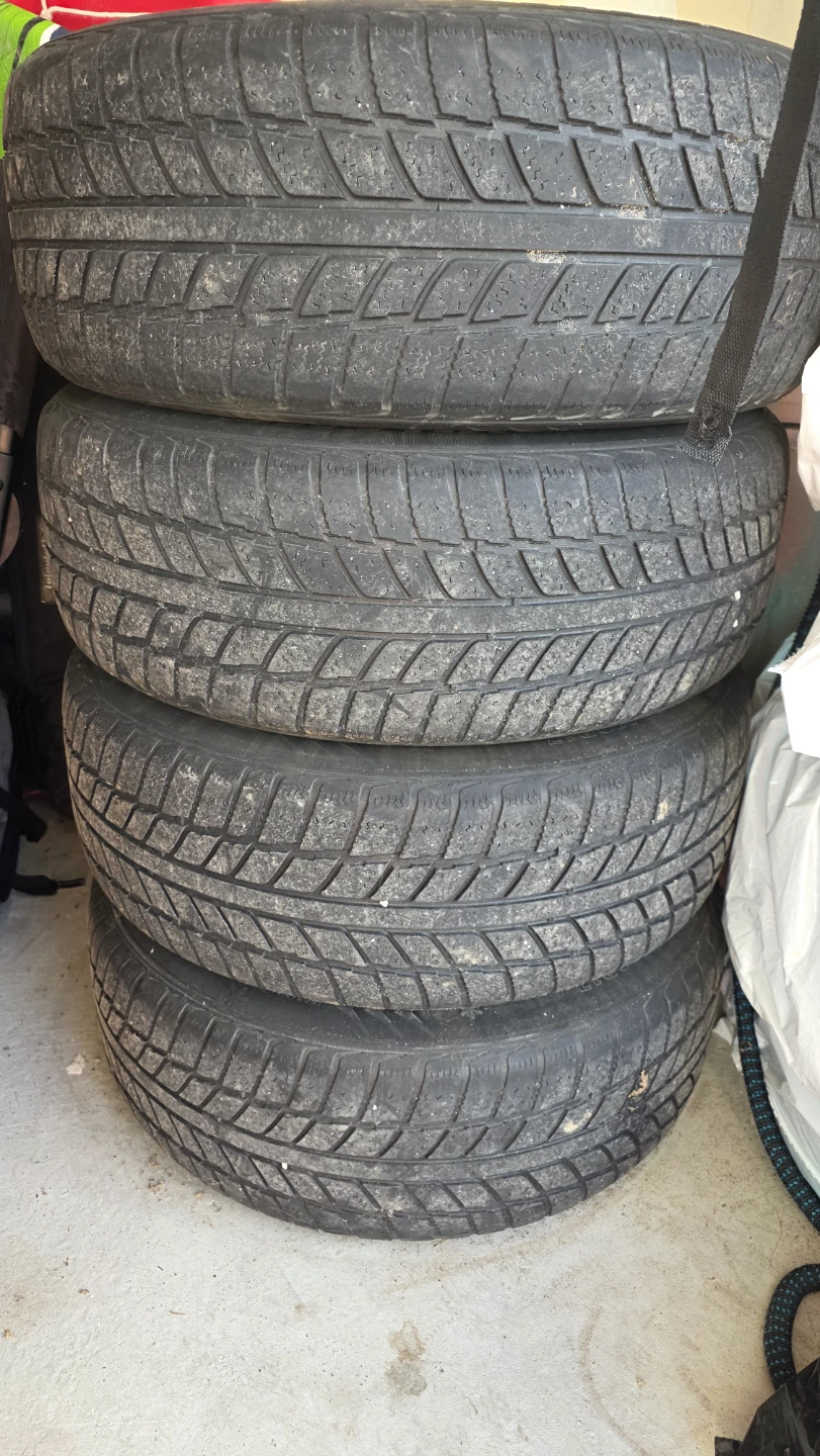Dynamo Winter DW701 Tires 225/60R17 - photo 5