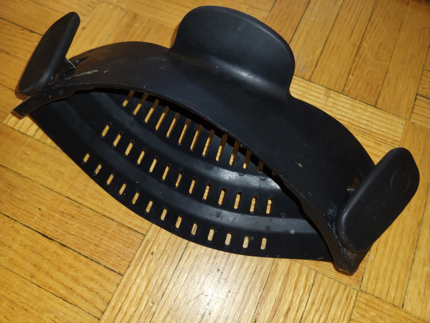 Black Silicone Pot Strainer